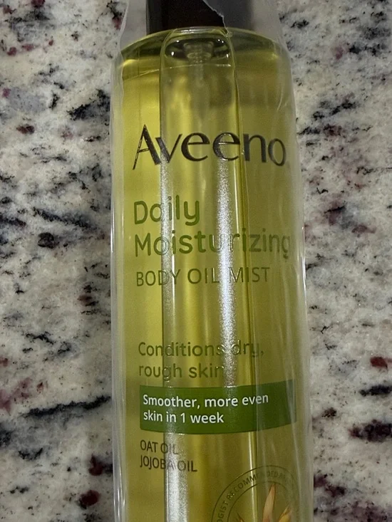 Aveeno Daily Moisturizing Dry Body Oil Mist with Oat & Jojoba - Picture 6 of 7